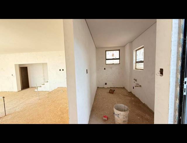 4 BEDROOM HOUSE FOR SALE IN FOUNTAINBROOK ESTATE